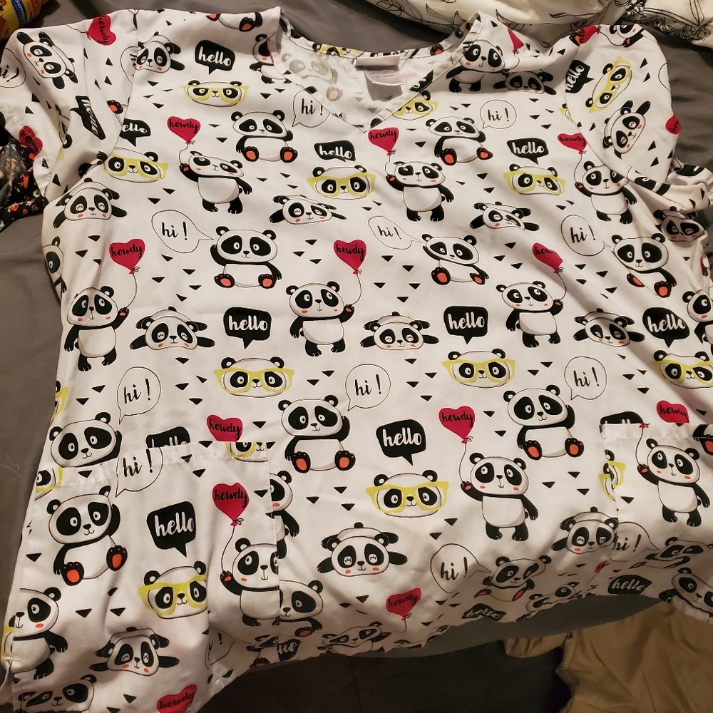 2xl scrub top